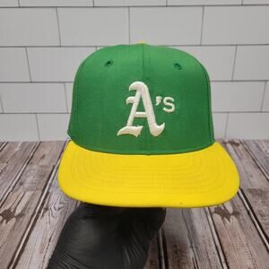 Roman Pro Oakland Athletics Vintage Plain Logo Wool Fitted Size 7 1/8 90's MLB